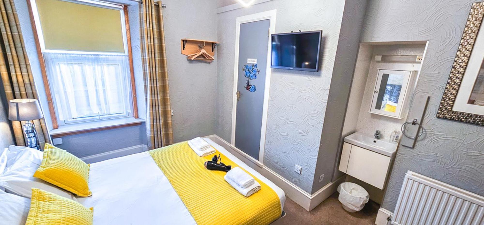 אינברנס Mystayinn Kinloch Lodge מראה חיצוני תמונה